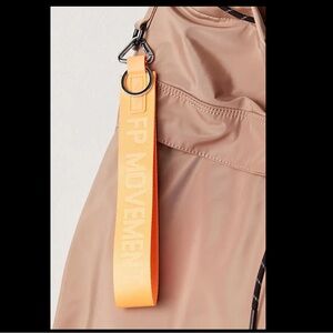 NWT FP MOVEMENT BY FREE PEOPLE THERE IT IS KEYRING